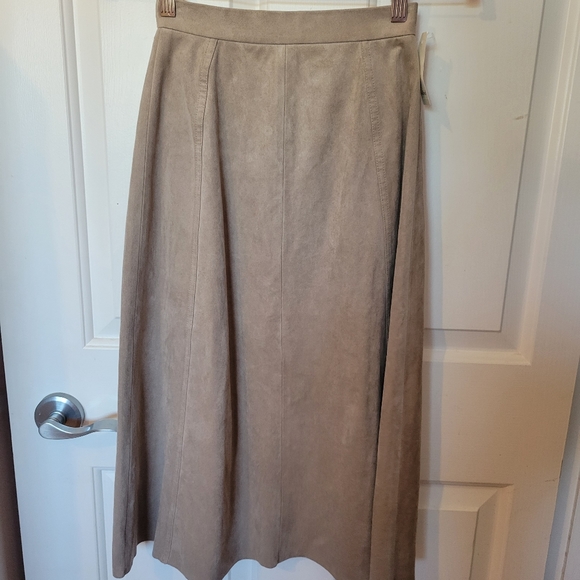 Wilfred Taupe Gaudin Faux Suede Maxi Skirt - Picture 5 of 6